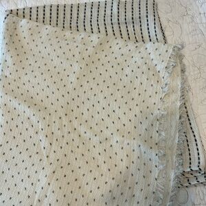 Women’s Shawl/Scarf